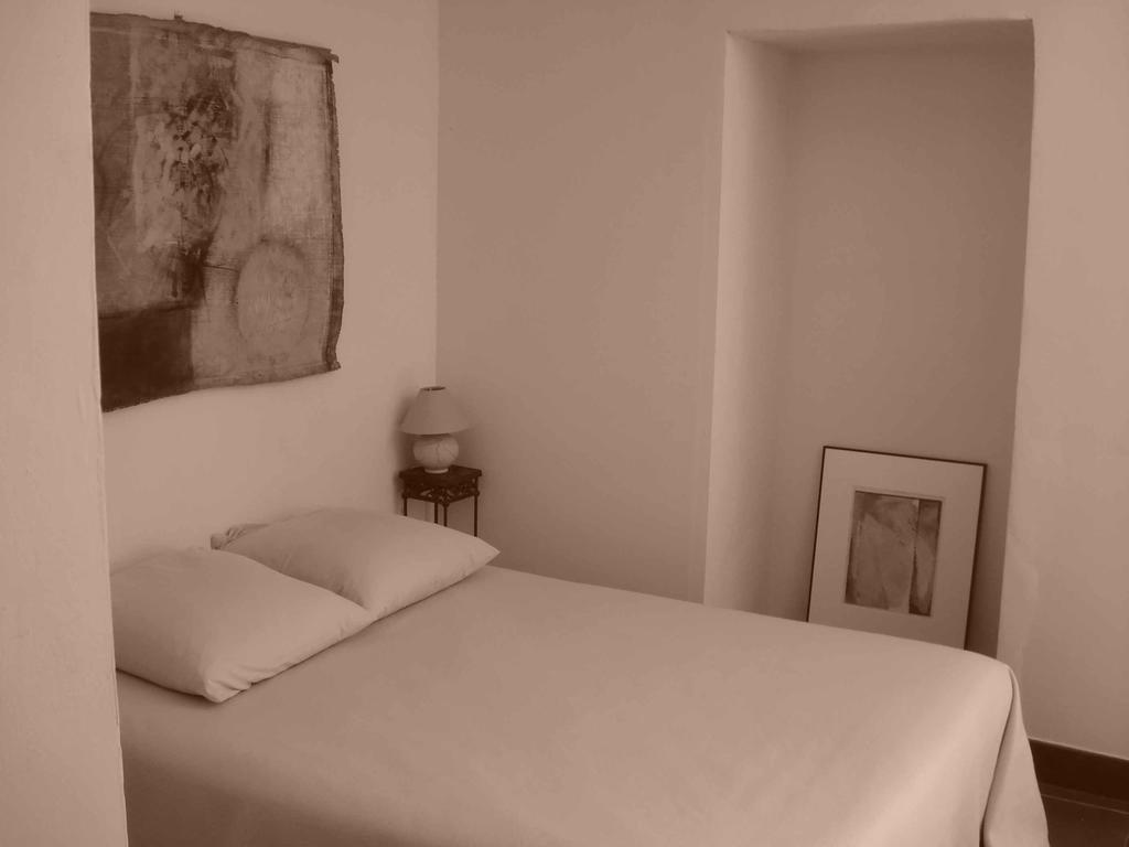 La Maison Du Ruisseau Conilhac-Corbières Quarto foto